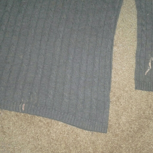 Sweater - Picture 5 of 6